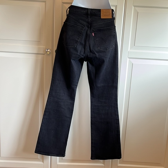 Levi's Premium Ribcage Bootcut Black Size 26 
Color Called Black Lake High Rise - Picture 16 of 16